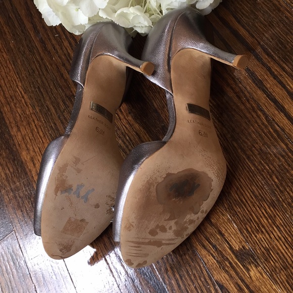 Badgley Mischka Lacie Silver Heels - Picture 6 of 8